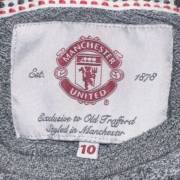 Manchester United Youth T-Shirt Gray Graphic Tee Size 10 Old Trafford Exclusive - Picture 5 of 7